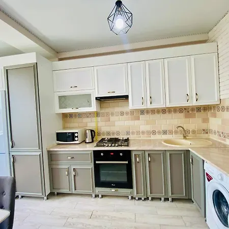 Dream Home 2 Rooms Apartment Chişinău Esterno foto